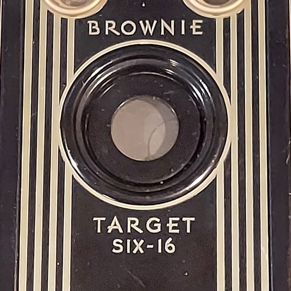 VINTAGE COLLECTIBLE 1940's KODAK BROWNIE TARGET SIX-16 BOX MOVIE BOX CAMERA 616 - Picture 9 of 9